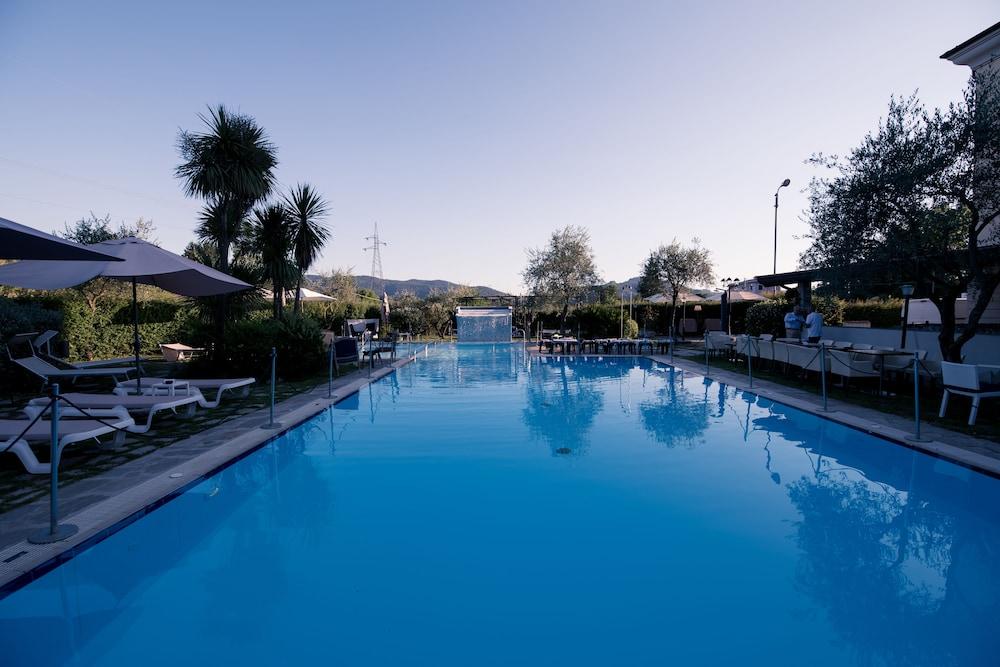 Santa Caterina Park Hotel Sarzana Εξωτερικό φωτογραφία