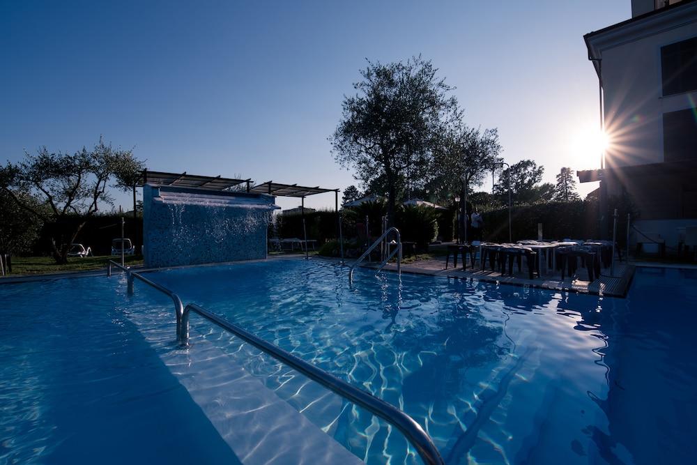 Santa Caterina Park Hotel Sarzana Εξωτερικό φωτογραφία